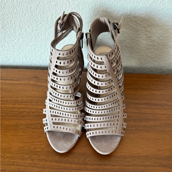 Strappy Vince Camuto heels - Picture 6 of 6